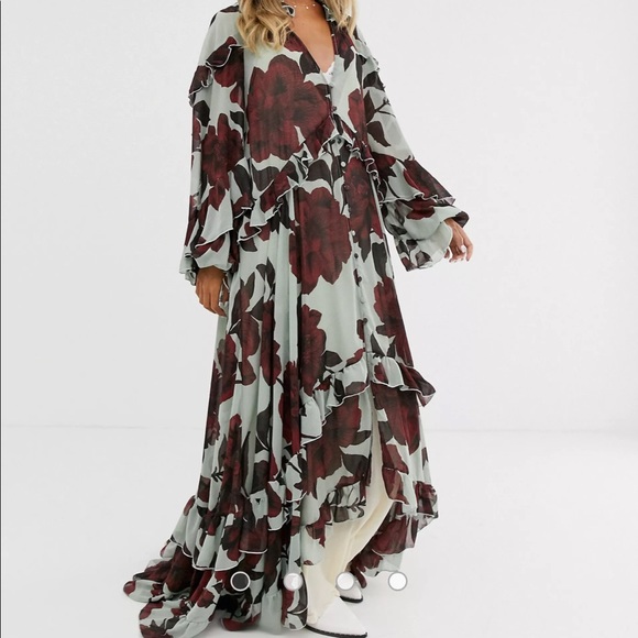 Free People Dresses & Skirts - Free People Hearts Run Wild Floral Maxi Dress